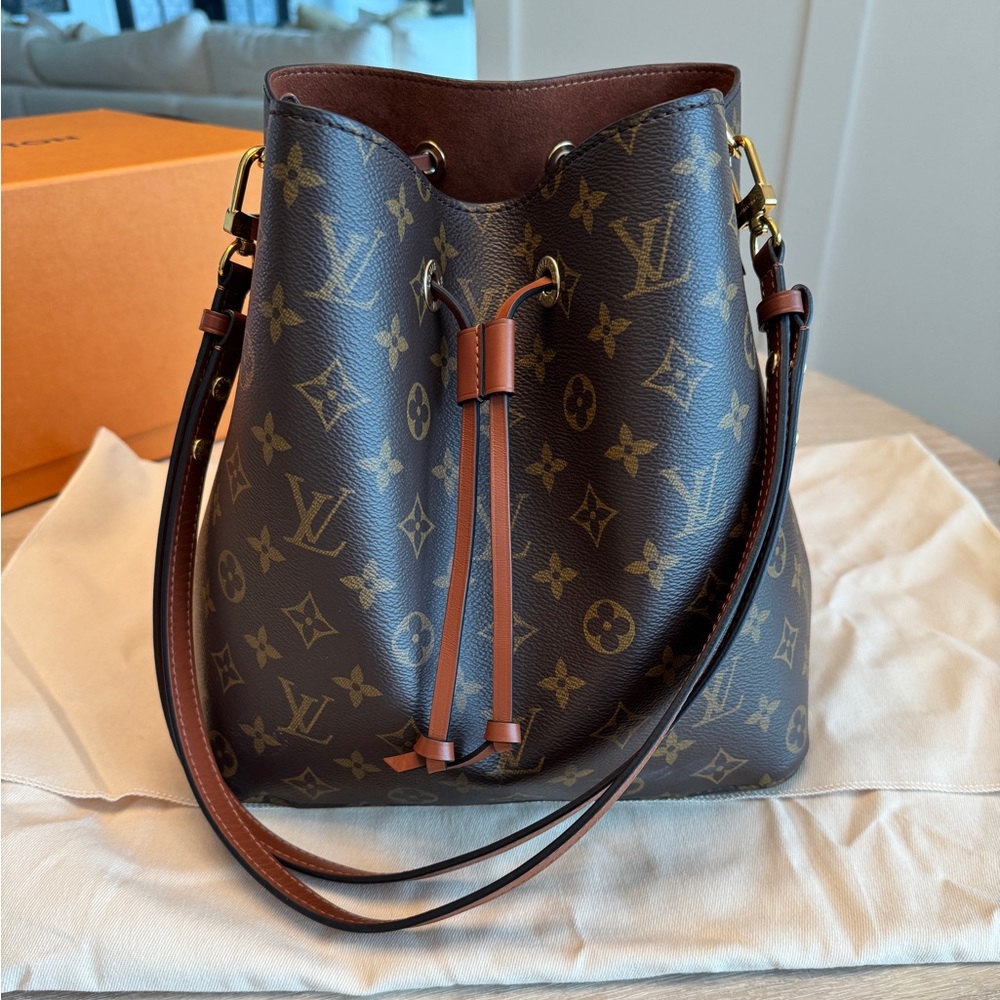 Louis Vuitton Brown Monogram NeoNoe MM